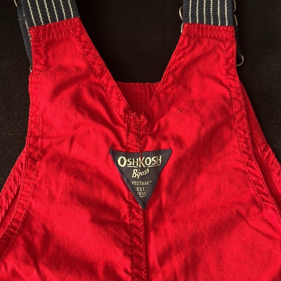 Oshkosh B’gosh Toddler Boys Shortalls size 3T color Red. - Picture 4 of 7